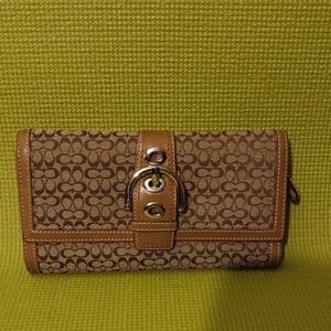 Coach Tan Signature Buckle Wallet Vintage